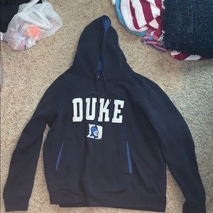 vintage duke sweatshirt!